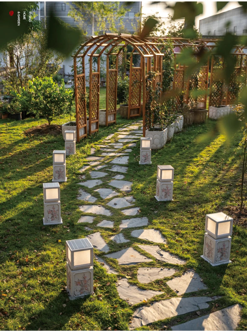 courtyard landscaping arrangement solar lawn Chinese garden outdoor villa landscape